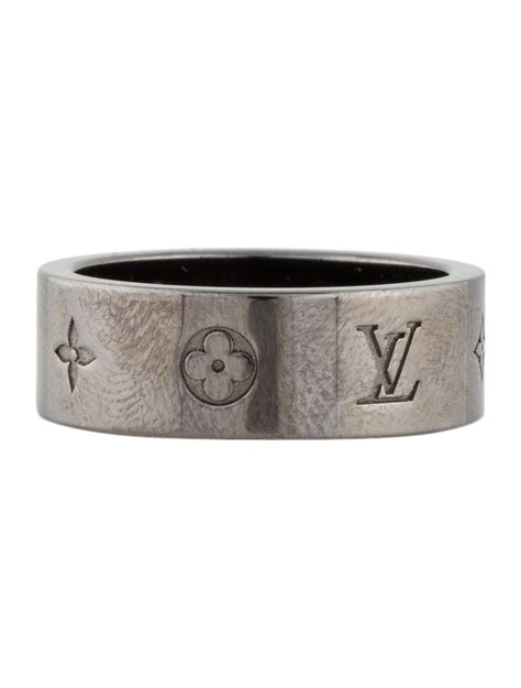 louis vuitton spike band ring